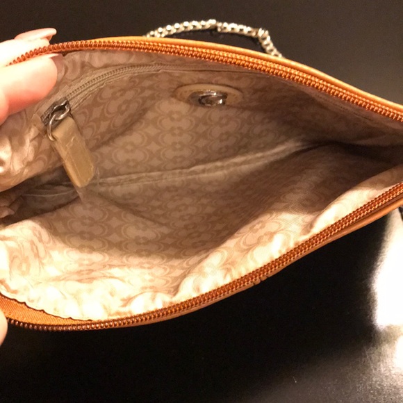 Light brown clutch/crossbody - Picture 3 of 3